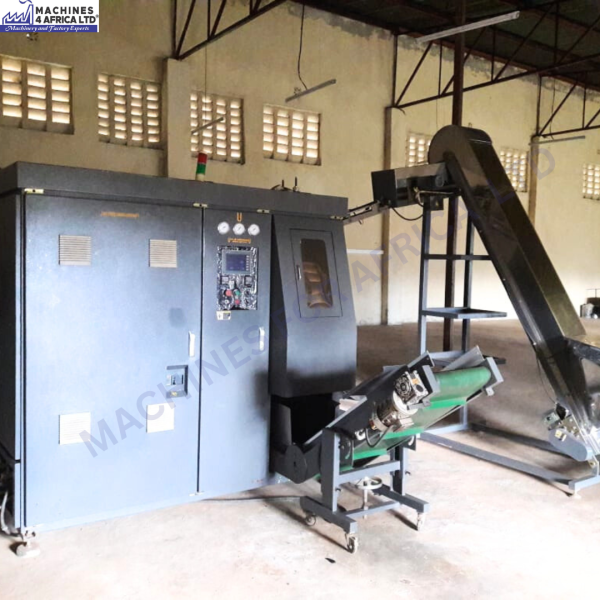 PLASTIC BOTTLE BLOW MOULDING MACHINE